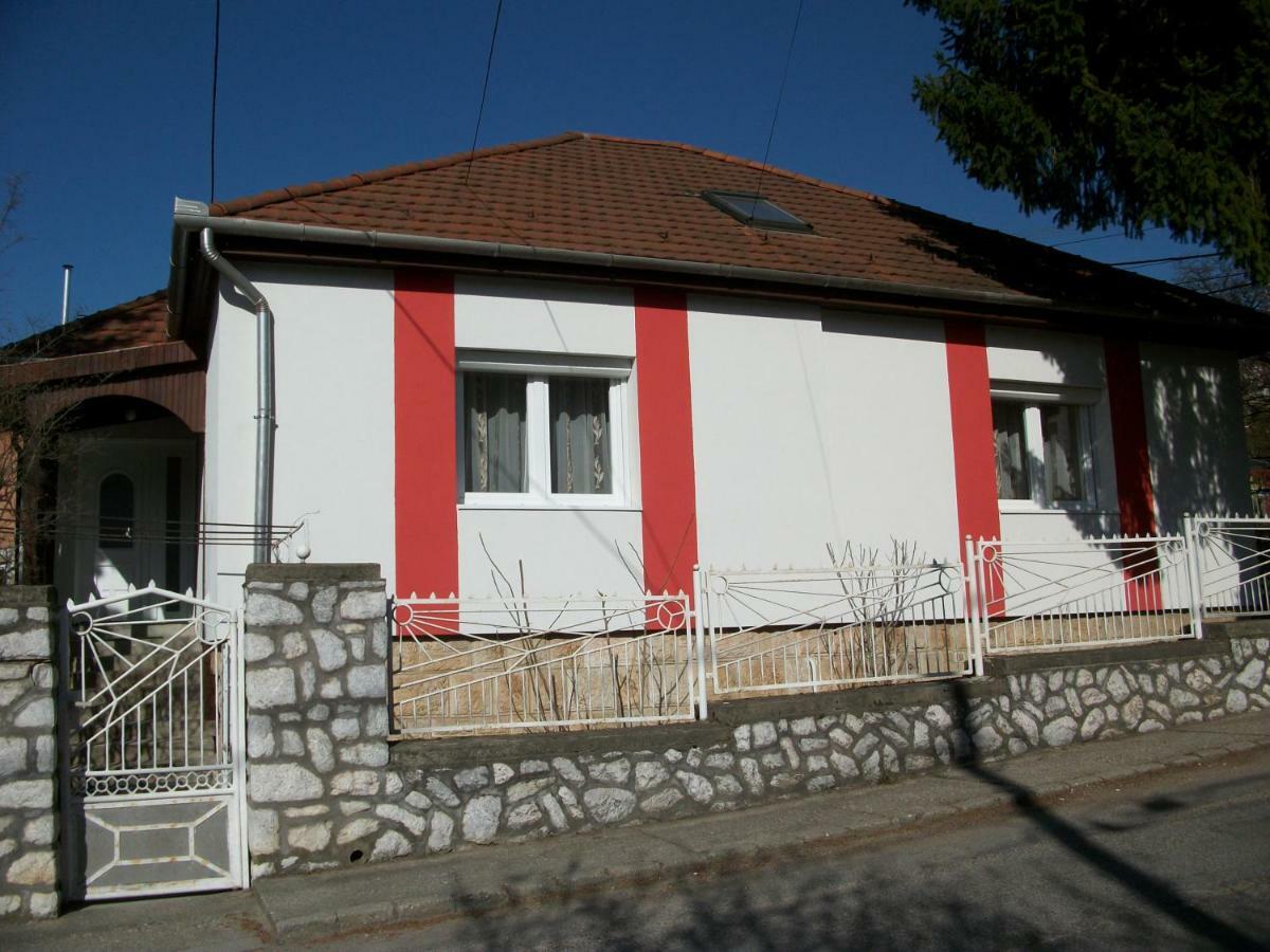 Füge Vendégház Hotel Miskolc Exterior foto